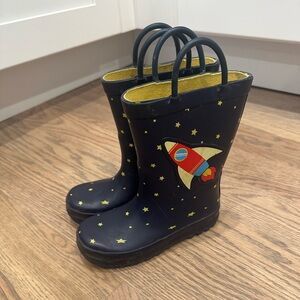 Car & Jack rain boots 10